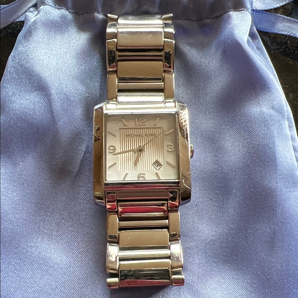 Michael Kors Silver Square Dial Tank Bracelet Watch. Needs battery. Works great